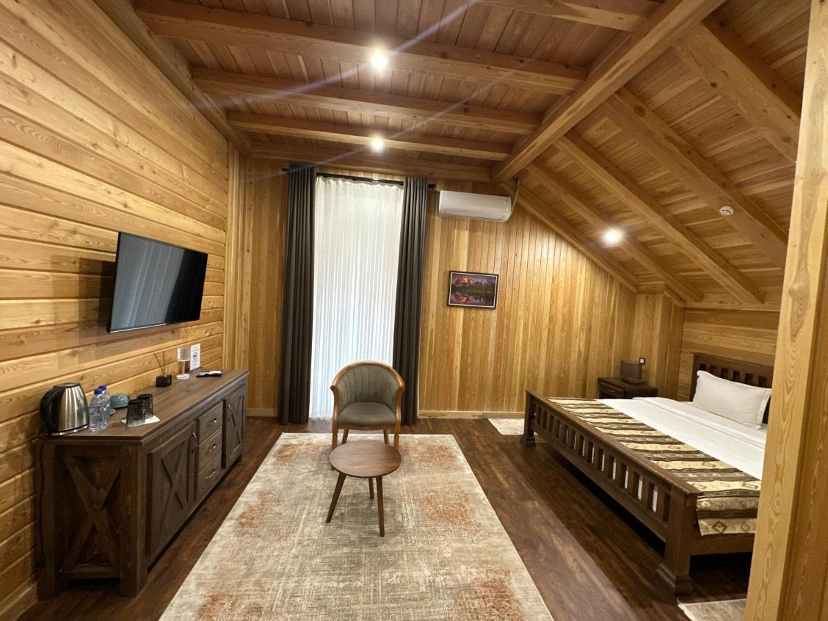Le Chalet Mont And Restaurant Chorwoq المظهر الخارجي الصورة